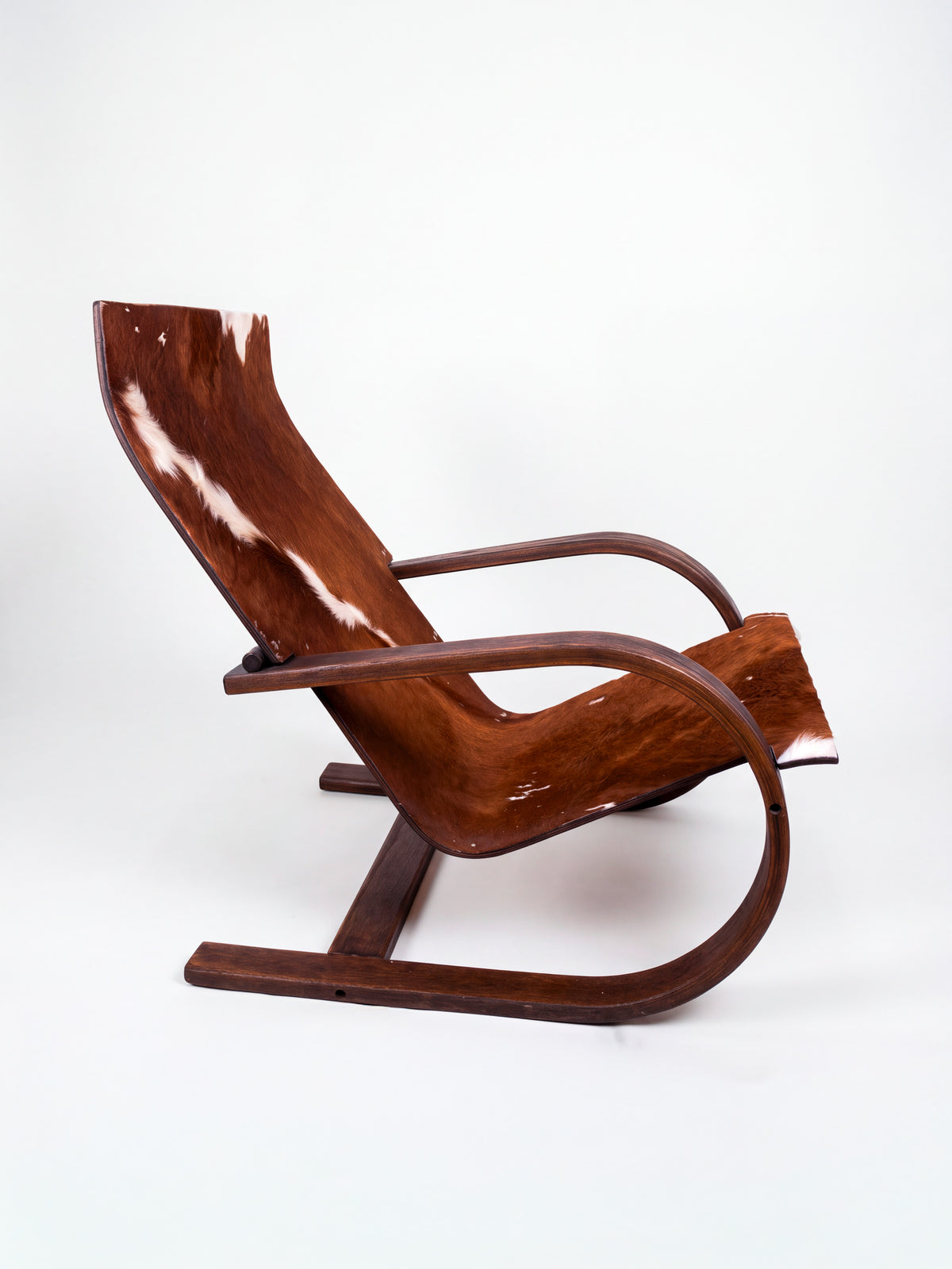 Studio Cowhide Lounge Chair, photo 3