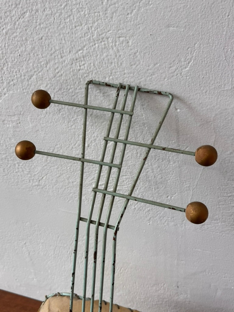 Frederick Weinberg Guitar Table Lamp, photo 5